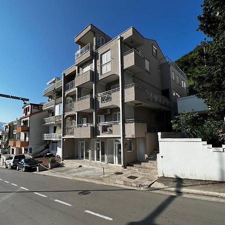 Guest House Mrvaljevic Budva Bagian luar foto