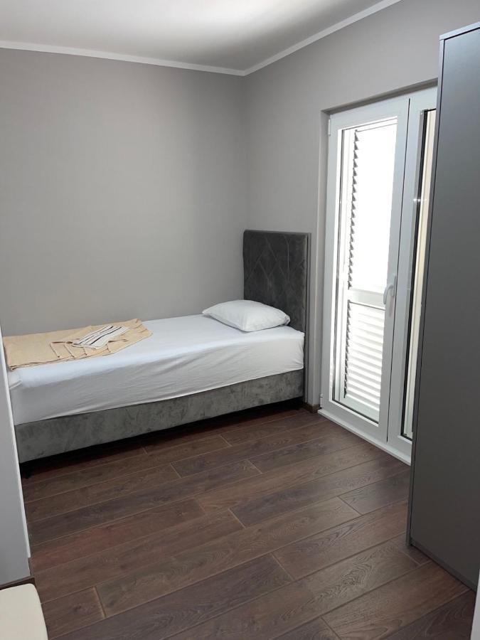 Guest House Mrvaljevic Budva Bagian luar foto