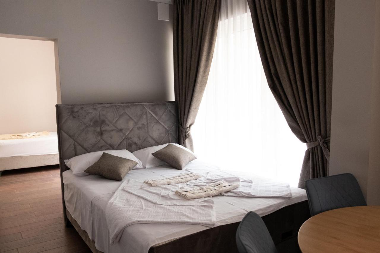 Guest House Mrvaljevic Budva Bagian luar foto