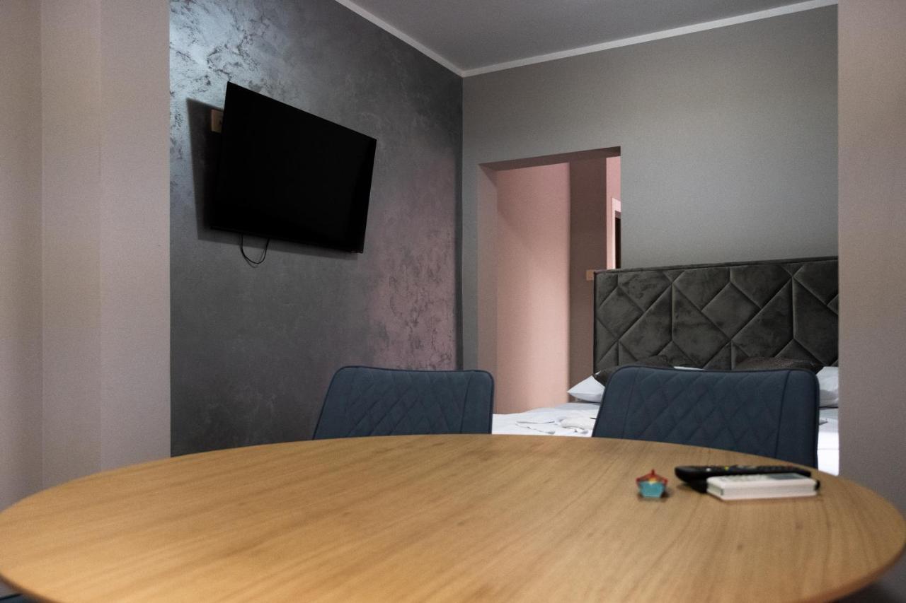 Guest House Mrvaljevic Budva Bagian luar foto