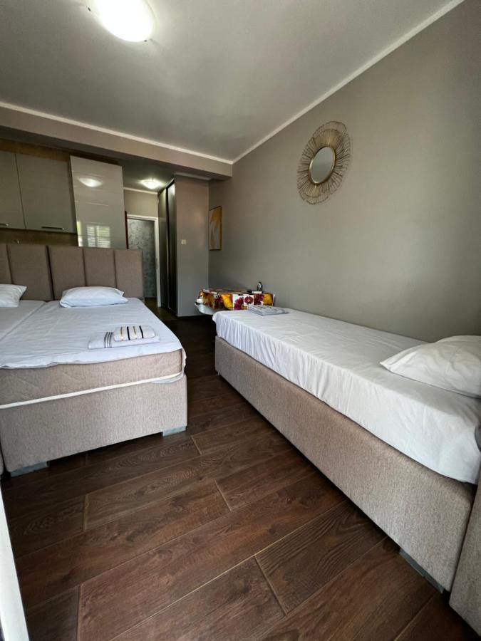 Guest House Mrvaljevic Budva Bagian luar foto