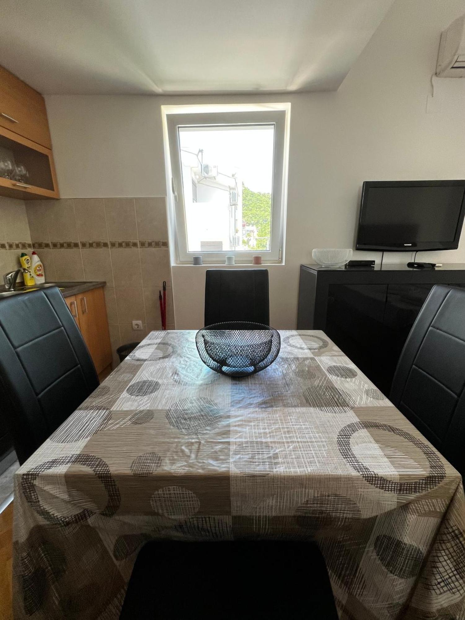 Guest House Mrvaljevic Budva Bagian luar foto