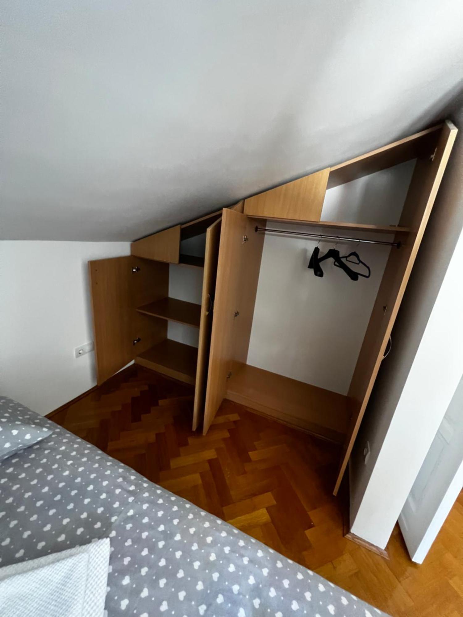 Guest House Mrvaljevic Budva Bagian luar foto